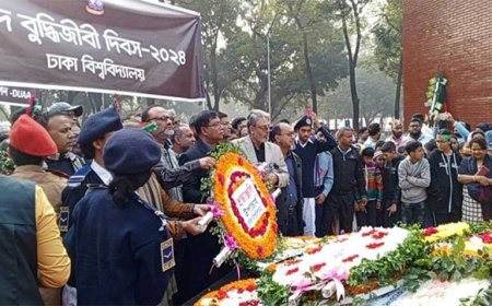 জাতির শ্রেষ্ঠ সন্তানদের প্রতি সর্বস্তরের মানুষের শ্রদ্ধা