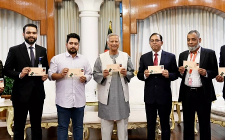 বিজয় দিবস উপলক্ষে স্মারক ডাকটিকিট অবমুক্ত