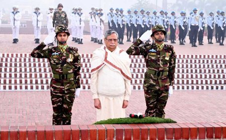 জাতীয় স্মৃতিসৌধে রাষ্ট্রপতির শ্রদ্ধা