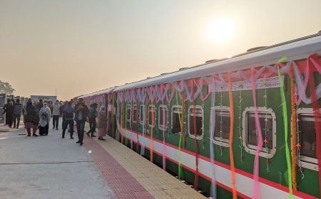 পদ্মা সেতু হয়ে খুলনা-ঢাকা রুটে জাহানাবাদ এক্সপ্রেসের যাত্রা শুরু