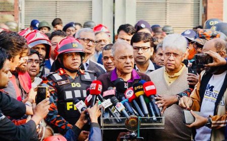 সচিবালয়ে আগুন নাশকতা কিনা, তদন্তের পর বলা যাবে : স্বরাষ্ট্র উপদেষ্টা