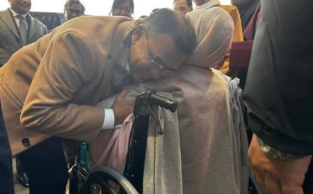 দীর্ঘ ৭ বছর পর মা ছেলের দেখা