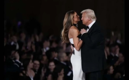 শপথ গ্রহণ অনুষ্ঠানে স্ত্রীর সঙ্গে নাচলেন ডোনাল্ড ট্রাম্প