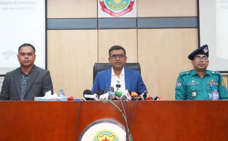 খোলাবাজারে বিনামূল্যের বই জব্দ, কারা জড়িত খতিয়ে দেখা হচ্ছে : ডিবি