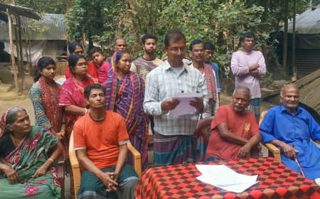 রাজাপুরে ৫ পরিবারকে হুমকি ও ভয়ভীতি, নিরাপত্তা চেয়ে সংবাদ সম্মেলন