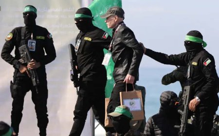 তিন ইসরায়েলি জিম্মিকে মুক্তি দিল হামাস