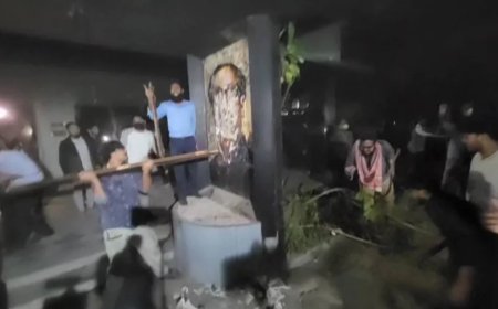 ধানমন্ডি ৩২ নিয়ে কি বলেছেন বিভিন্ন অ্যাক্টিভিস্টরা