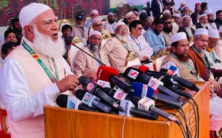 শেখ হাসিনা পালিয়ে গিয়েও উসকানি দিয়ে পরিবেশ উত্তপ্ত করছে : জামায়াত আমির