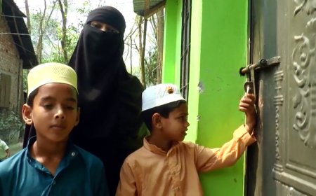 স্ত্রী ও সন্তানকে বাহিরে রেখে ঘরে তালা ঝুলিয়ে দিয়েছে পাষন্ড স্বামী