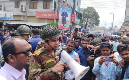 সিরাজগঞ্জে পলিটেকনিক শিক্ষার্থীদের রোড ব্লকেড কর্মসূচি পালন
