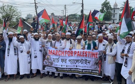 ভোলায় সর্বদলীয় লক্ষ জনতার বিক্ষোভ ও সমাবেশ