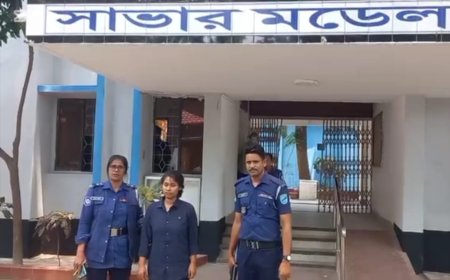 সাভার পিতাকে হত্যা পর ৯৯৯ কল করে মেয়ের আত্মসমর্পণ