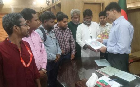 জেলা প্রশাসকের সাথে নীলফামারী রিপোর্টার্স ক্লাবের নবগঠিত কমিটির সৌজন্য সাক্ষাৎ