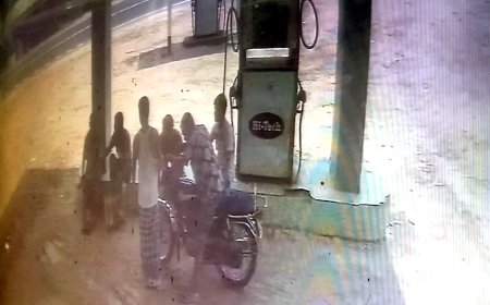 কুড়িগ্রামে দিনে-দুপুরে মোটরসাইকেলসহ ২ লক্ষ টাকা ছিনতাই