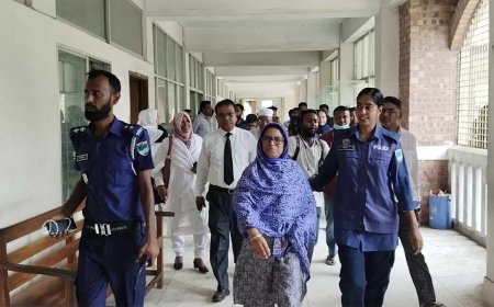 সাতক্ষীরার সাবেক এম‌পি সেঁজুতিকে কারাগারে প্রেরণ