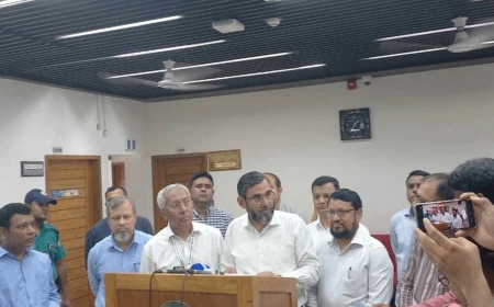 রাজনৈতিক কর্মকাণ্ড নিয়ে মতামত দিতে চাই না : ইসি সানাউল্লাহ