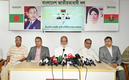 প্রধান উপদেষ্টার সঙ্গে বৈঠক: ভোটের রোডম্যাপ না পাওয়ায় বিএনপি হতাশ