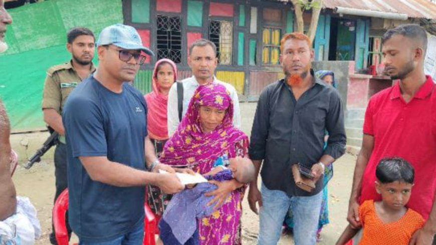 নলছিটিতে বজ্রপাতে নিহত গৃহবধূ আসমার সন্তানদের পাশে ইউএনও