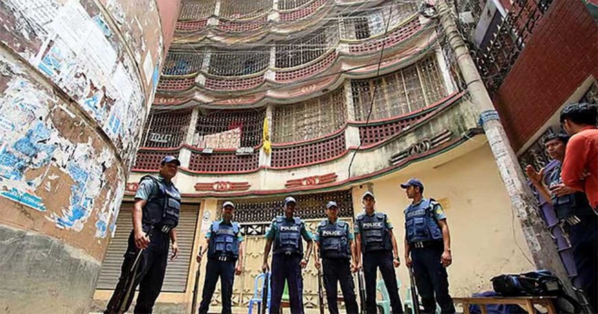 জাহাজবাড়িতে ৯ তরুণ হত্যা: মুখ খোলেননি পুলিশের সাবেক তিন শীর্ষ কর্মকর্তা