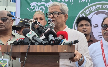 ক্রীড়াঙ্গন রাজনীতিমুক্ত হওয়া উচিত : মির্জা ফখরুল