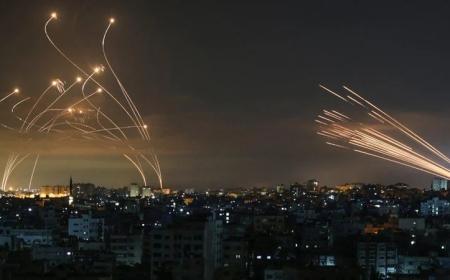৩০ মিনিটে ২৭ ক্ষেপণাস্ত্রের আঘাত, আকাশসীমা বন্ধ করল ইসরায়েল