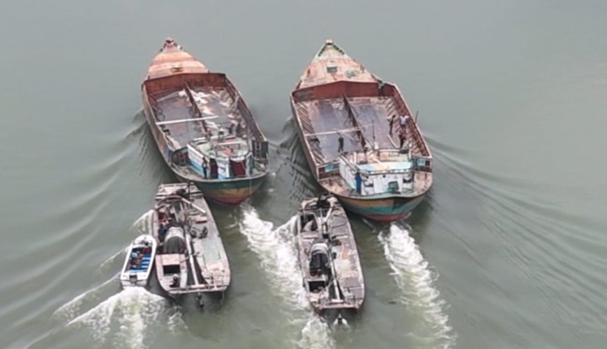 ঈশ্বরদীতে এখনও থামেনি অস্ত্রের মহড়া, নিরাপত্তার দাবিতে সংবাদ সম্মেলন