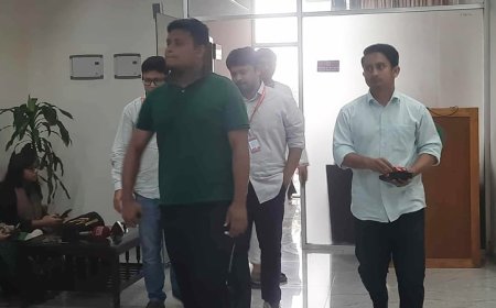 সিইসির সঙ্গে বৈঠকে এনসিপির পাঁচ সদস্যের প্রতিনিধি দল