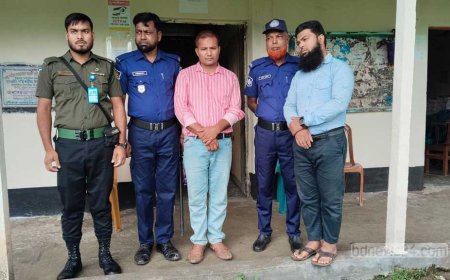 ময়মনসিংহে পরীক্ষার্থীদের ওএমআর শিট পূরণ করে দেয়া ২ শিক্ষক কারাগারে