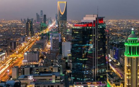 সৌদি আরবে দেহব্যবসার অভিযোগে ৭ নারীসহ ১২ প্রবাসী গ্রেপ্তার