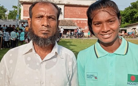 হকিতেই মেয়ের সুন্দর ভবিষ্যৎ চান রেহেনার বাবা