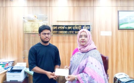 কুড়িগ্রামে আপন'র পাশে দাঁড়ালেন জেলা প্রশাসক নুসরাত সুলতানা