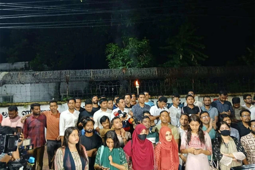 আইনশৃঙ্খলা পরিস্থিতি অবনতির প্রতিবাদে ঢাবিতে ছাত্রদলের মিছিল