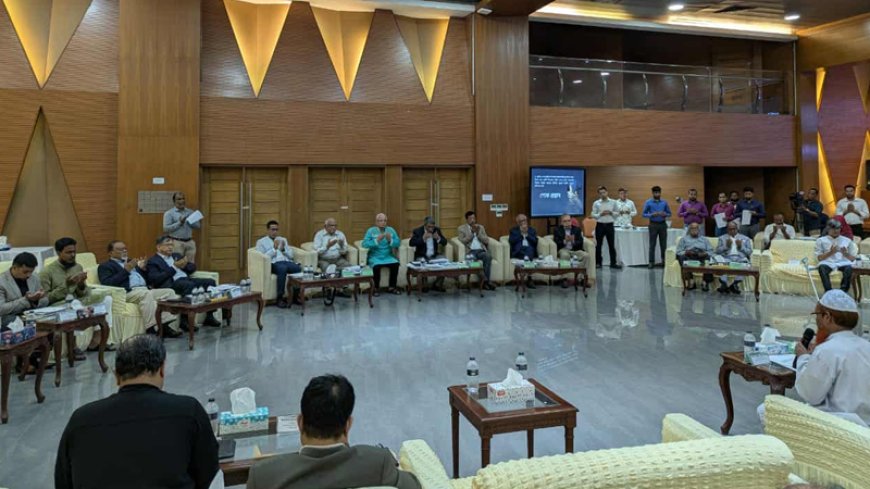প্রধানমন্ত্রী একই সঙ্গে দলীয় পদে থাকতে পারবেন না: ঐকমত্য কমিশনের সিদ্ধান্ত