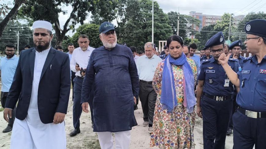 গোপালগঞ্জে ক্ষতিগ্রস্ত স্থানগুলো পরিদর্শনে দুই উপদেষ্টা