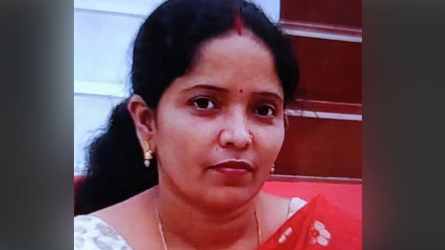 সিরাজগঞ্জে স্কুল শিক্ষিকার ঝুলন্ত মরদেহ উদ্ধার, এলাকায় চাঞ্চল্যের সৃষ্টি