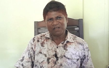 সরকারি পাঠ্যবই বিক্রির অভিযোগে প্রধান শিক্ষক গ্রেপ্তার