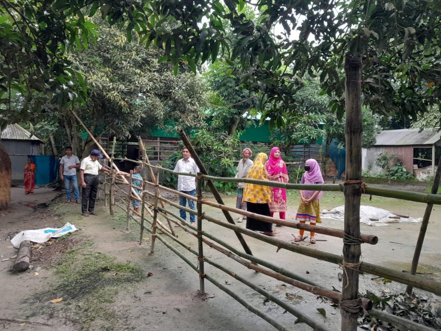 বাঁশের বেড়া দিয়ে পরিবারকে অবরুদ্ধ, কথা বললে ৫ হাজার টাকা জরিমানা