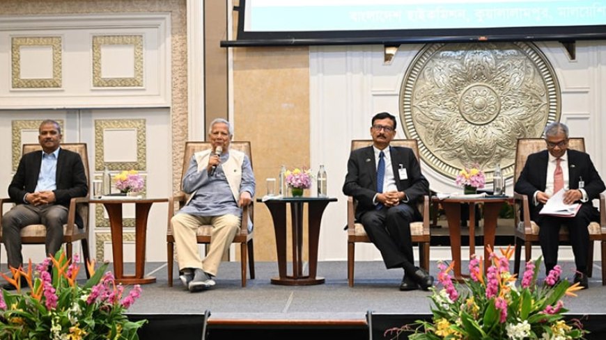 প্রবাসীদের রেমিটেন্সে অর্থনীতি মজবুত অবস্থায় ঘুরে দাঁড়িয়েছে : প্রধান উপদেষ্টা