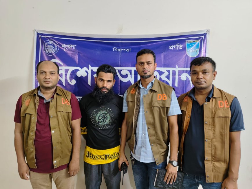 সাভারে টিসিবির পণ্য পাচারকালে ট্রাকসহ চালক আটক
