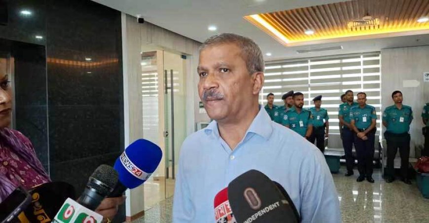জুলাই হত্যাকাণ্ডের মামলায় জামিনে আইন মন্ত্রণালয়ের সম্পর্ক নেই : আসিফ নজরুল