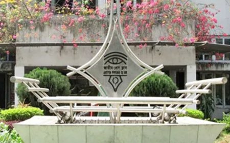 জাতীয় প্রেস ক্লাবের ১৭ জনের সদস্য পদ স্থগিত