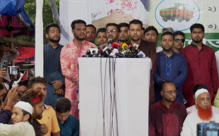 নুরের ওপর হামলার ঘটনায় স্বরাষ্ট্র উপদেষ্টার পদত্যাগ দাবি গণঅধিকার পরিষদের
