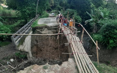 খাগড়াছড়িতে কালভার্ট ধস, ১০ গ্রামের মানুষের দুর্ভোগ