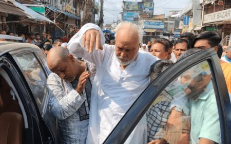 টাঙ্গাইলে বক্তব্য দেয়ার সময় অসুস্থ হয়ে পড়লেন কাদের সিদ্দিকী