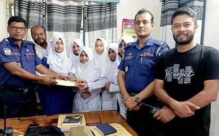 অনলাইনে প্রতারণার শিকার হওয়া ৫৬ শিক্ষার্থী ফিরে পেল টাকা