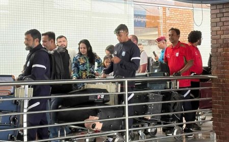 নেপাল থেকে বিশেষ ফ্লাইটে দেশে ফিরছেন জামালরা