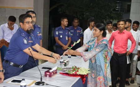 লালমনিরহাট জেলায় নিজ যোগ্যতায় পুলিশে চাকরি পেলেন ১৭ জন