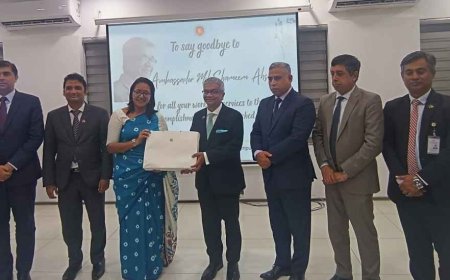 মালয়েশিয়ায় বাংলাদেশের হাইকমিশনার শামীম আহসানকে বিদায়ী সংবর্ধনা