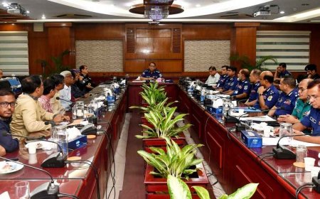 পূজায় অপ্রীতিকর কিছু দেখলেই ৯৯৯-এ কল করার অনুরোধ