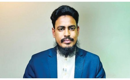 হেনস্তা ও ডিম ছোড়ার ঘটনায় যুক্তরাষ্ট্রে মামলা করলেন আখতার হোসেন